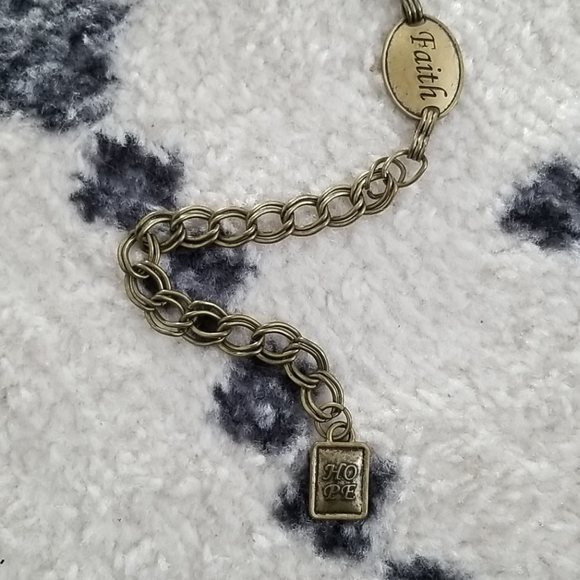 Belt - Picture 4 of 7